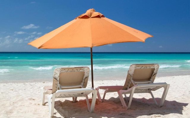 South Beach by Ocean Hotels - Breakfast Included