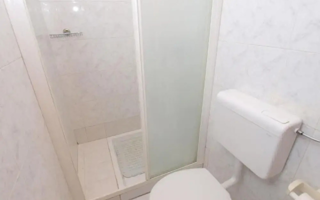 Relaxing Apartment With Outdoor Space in Fažana