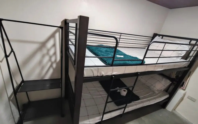 La Ud Lounge and Hostel
