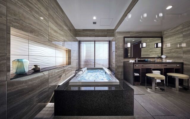 Hotel Villa Fontaine Premier Haneda Airport