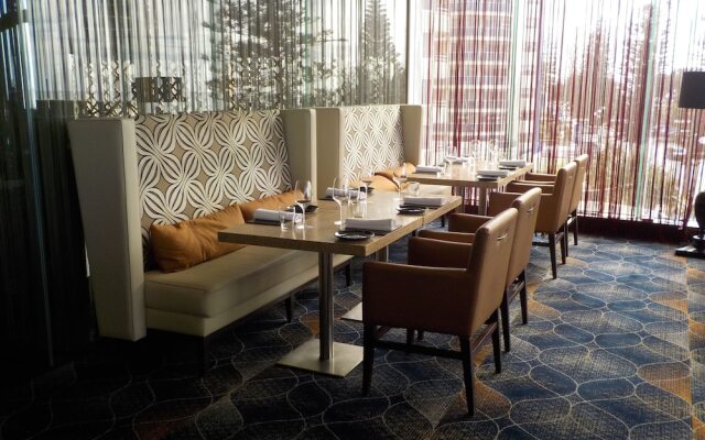 Soul on the Esplanade - HR Surfers Paradise