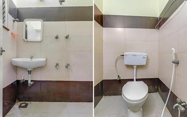 SPOT ON 77468 Kunkumam Residency