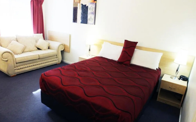 Edinburgh Motor Inn