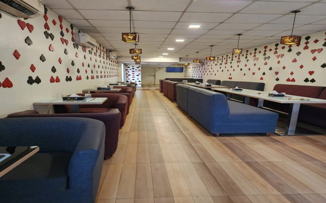Goroomgo Mandakini Royale Kanpur