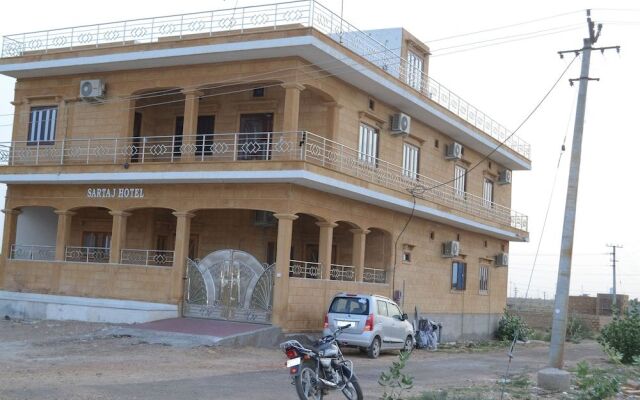 Sartaj Hotel