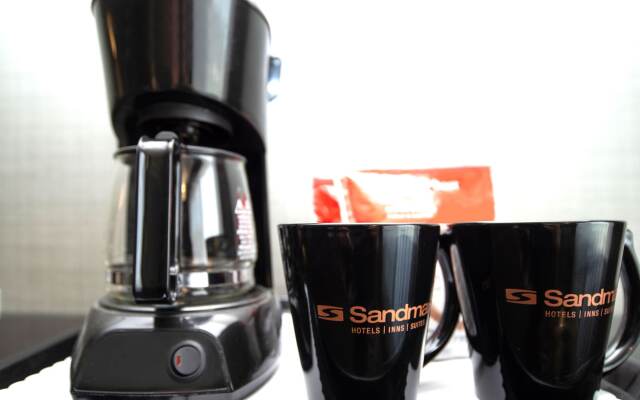 Sandman Hotel Vernon