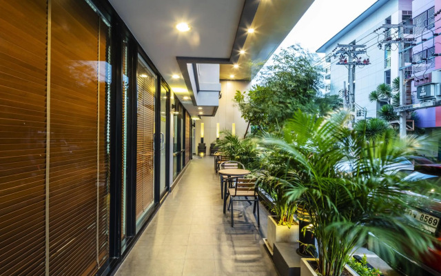 Aliz Hotel
