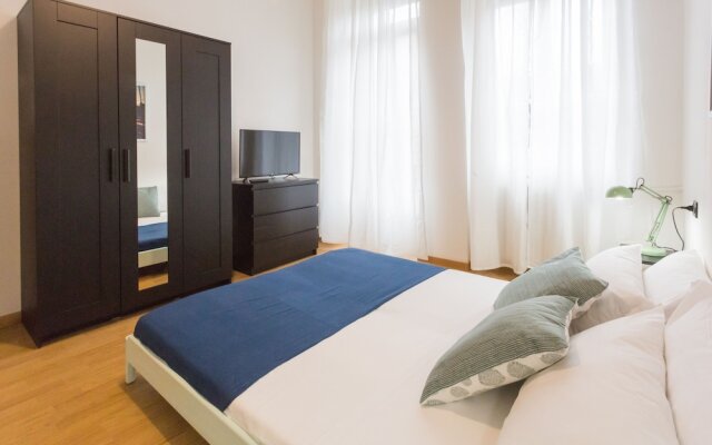Sweet 2 Bedrooms Home in Milan Center