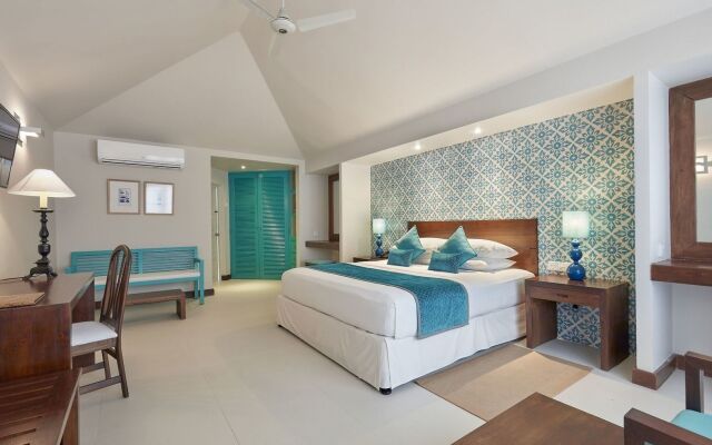 Adaaran Select Huduran Fushi