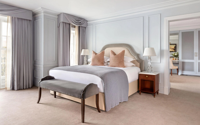 Hayfield Manor Hotel