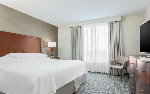 Embassy Suites by Hilton Chicago Lombard Oak Brook