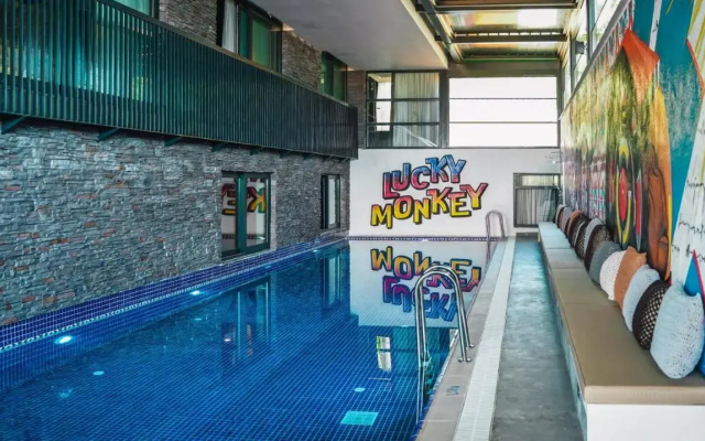Lucky Monkey Hotel