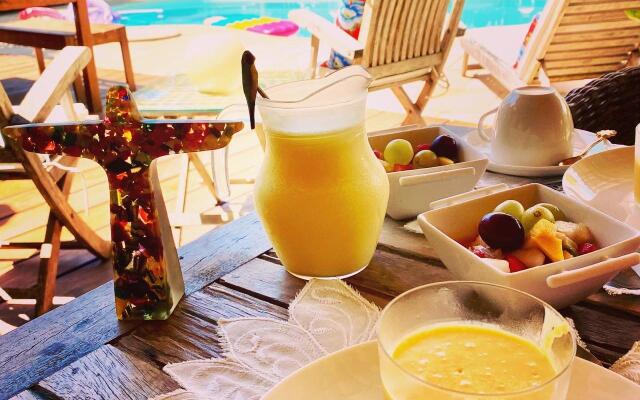 Guest House Villa 2 Santos