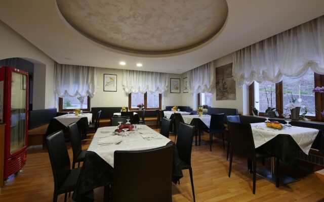 Albergo De March