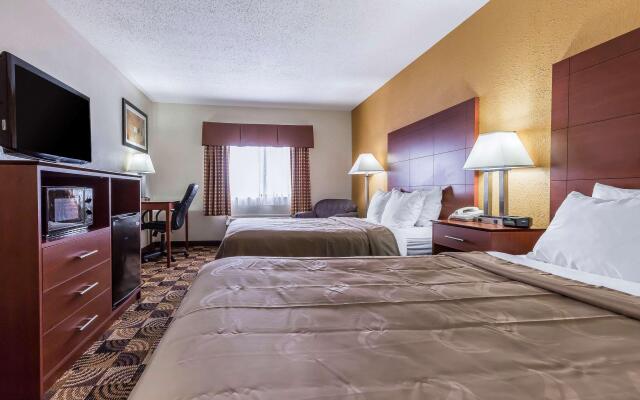 Quality Inn Sycamore - DeKalb