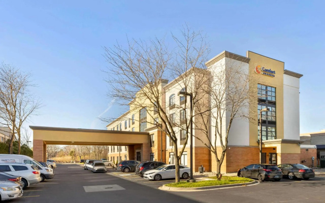 Comfort Inn & Suites Arlington Heights