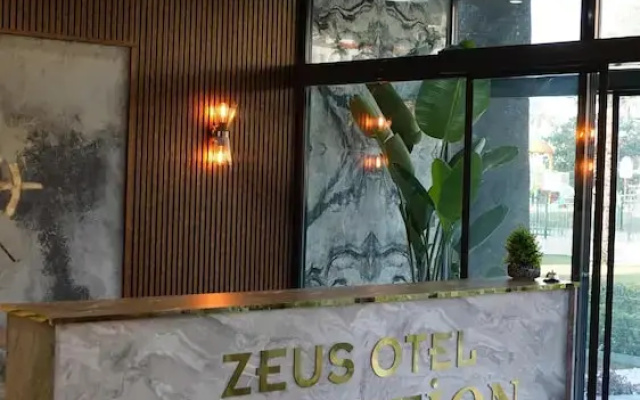 Zeus Otel