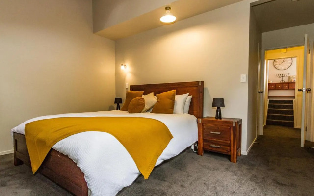 98 on Clyde Spa Retreat - Ohakune Holiday Home