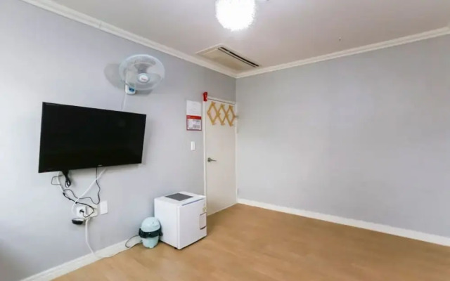 Busan Haeundae Podo Pension