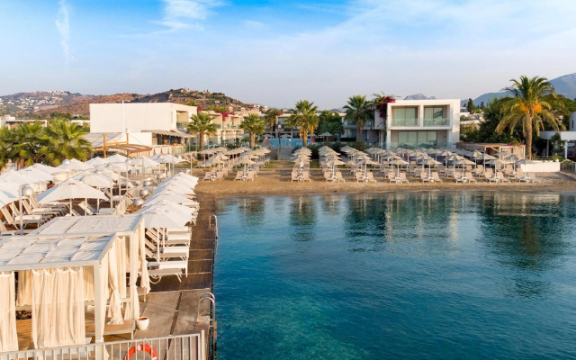 Lugga Boutique Hotel & Beach