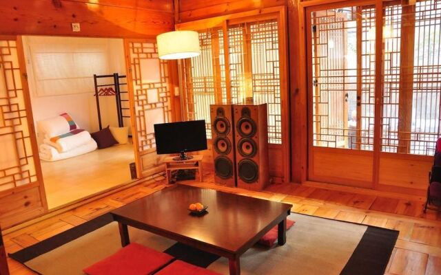 Hueahn Hanok Guesthouse
