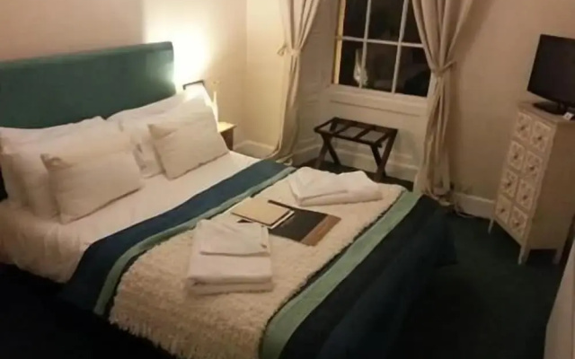 Anchor Hotel