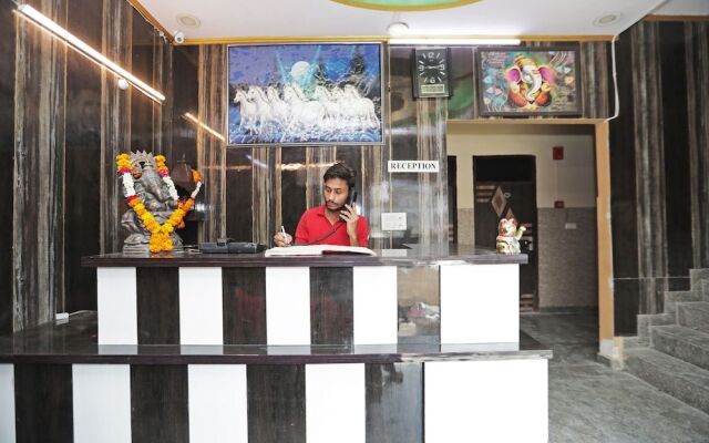 OYO 37246 New Hotel Swastik