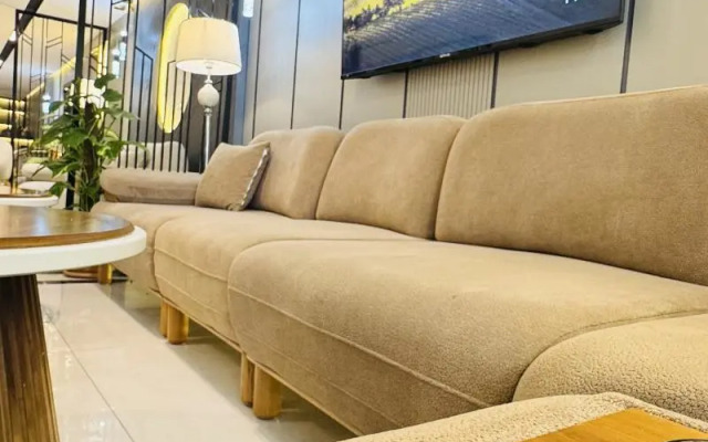 Karaca Hotel Van