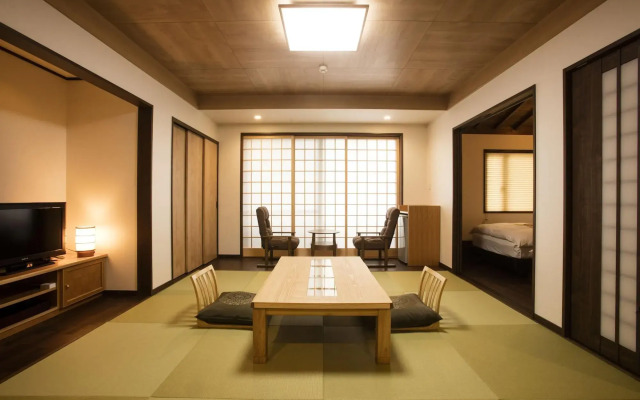 Yufuin Onsen Ryokan Mebaeso