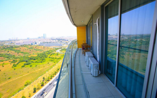 1-B Luxury Apt near Mall of IST