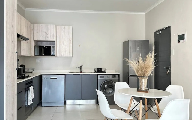 Humble Abode - 93 On New - Midrand