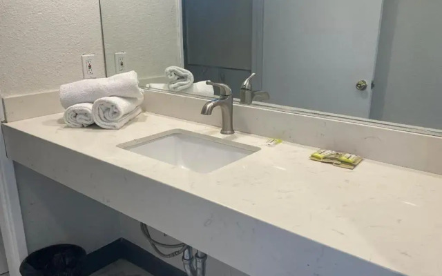 Travel Inn Motel