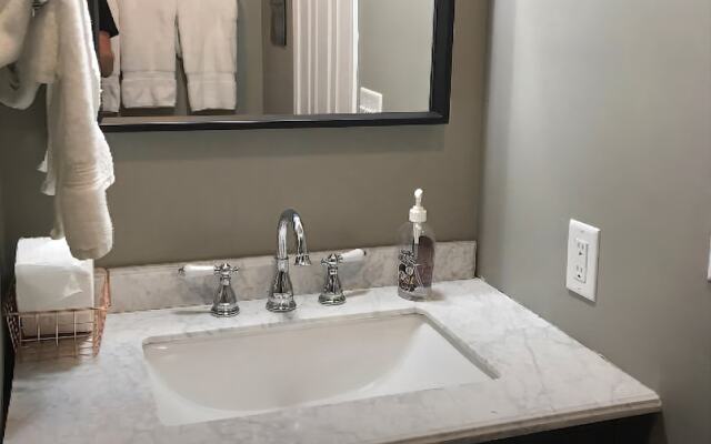 Paradise Pine Getaway Cabins