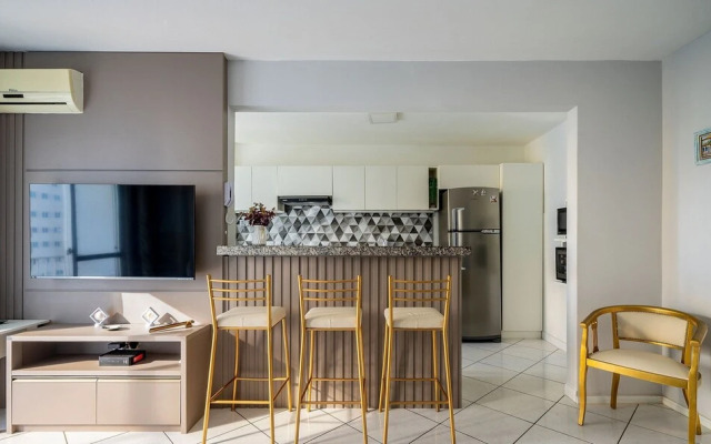 2BR apt 150m Beach Balneario Camboriu Esd143