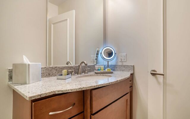 The Marquee, Ascend Hotel Collection