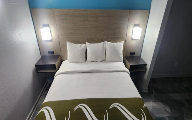 Pleasanton Executive Inn By OYO