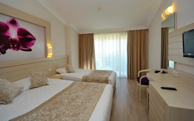 Seaden Corolla Hotel