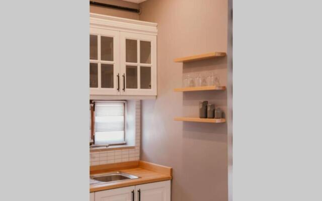 Galadoo Suites 4th Floor