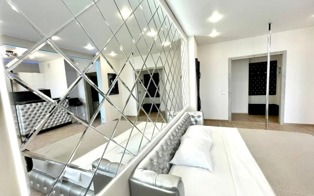 Sweet Home (Свит Хоум) на улице Холмогорова 15а