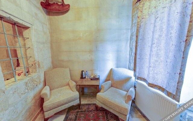Zula Cave House