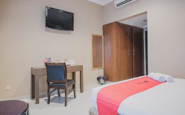 RedDoorz Syariah @ Aceh House Gajah Mada