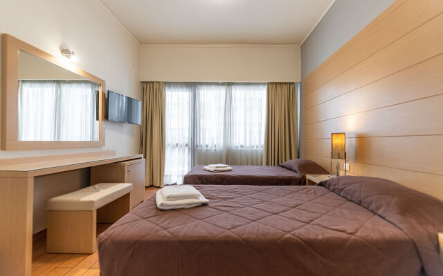 Parnon Hotel