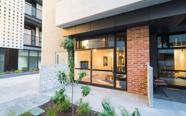 Phoenix on Curzon - Rejuvenate Stays