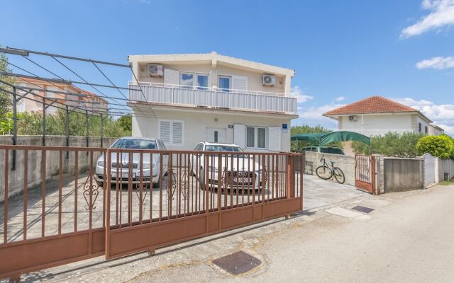 Apartment Ana