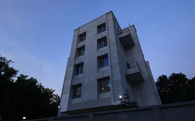 Treebo Trip White Castle