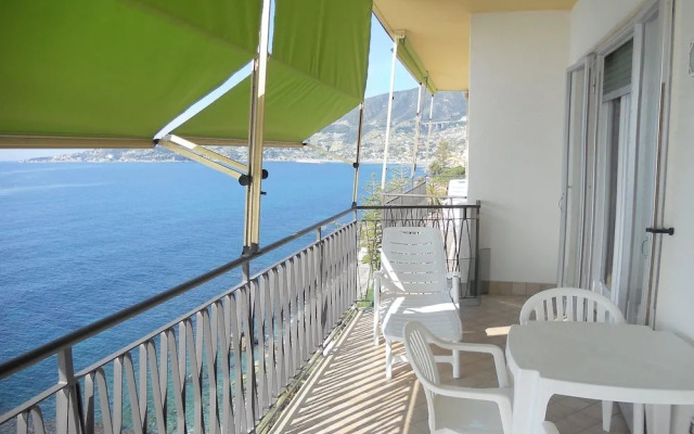 Solaria 1 and 2 - Ospedaletti Ligure - Lungomare C Colombo Nrfloor