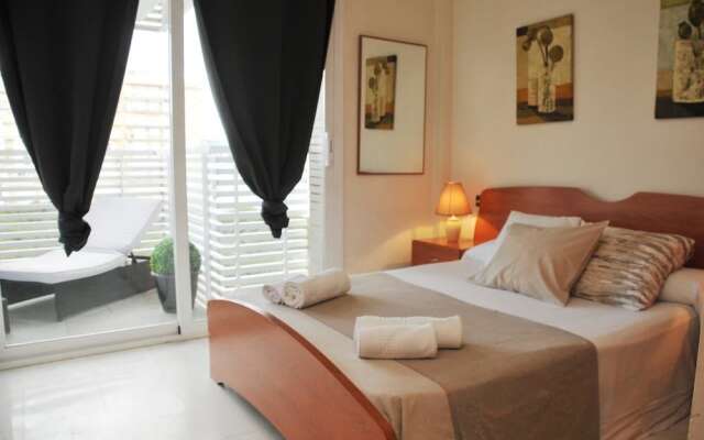 HomeHolidaysRentals Apartamento Blanes II – Costa Brava