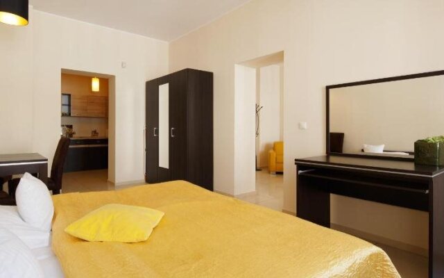 Apart Lux