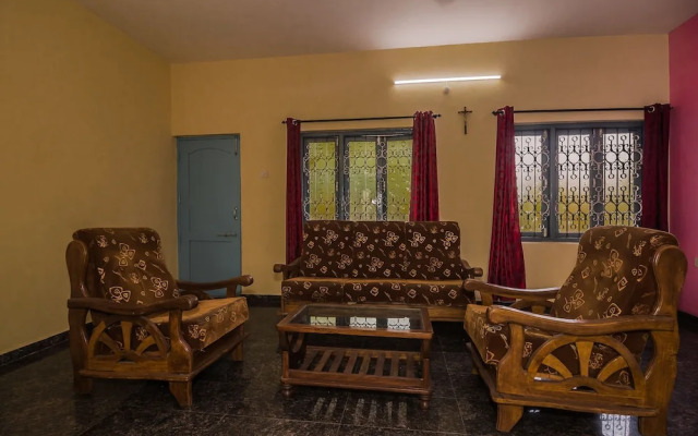 OYO Home 22802 Feildview 3BHK Mapusa