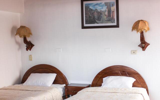 San Blas Plaza Inn